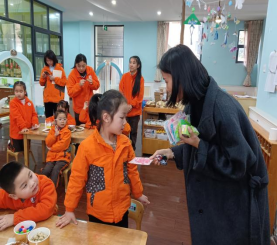 简报第160期中医药文化走进黑籽儿幼儿园